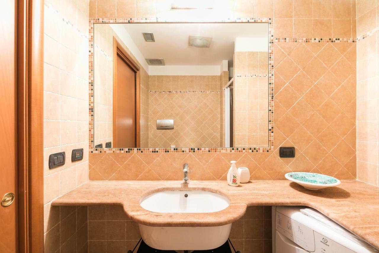 Vacanza Romana Guesthouse Екстер'єр фото